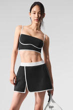 Cargar imagen en el visor de la galería, Alo yoga airbrush streamlined bra tank
