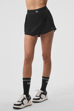 Cargar imagen en el visor de la galería, Alo yoga Match Point Tennis Skirt
