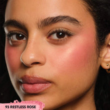 Cargar imagen en el visor de la galería, Yves Saint Laurent YSL
Make Me Blush 24H Buildable Powder Blush
