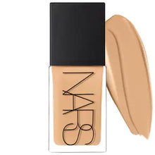 Cargar imagen en el visor de la galería, Base NARS light reflecting foundation
